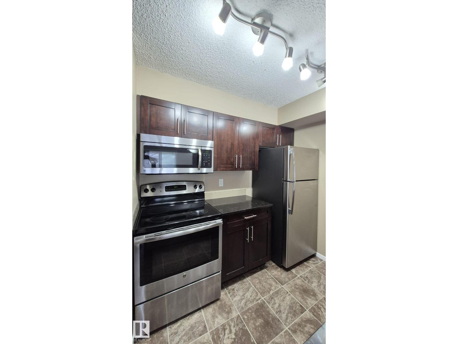 #119 111 Watt Cm Sw Property Photo 6