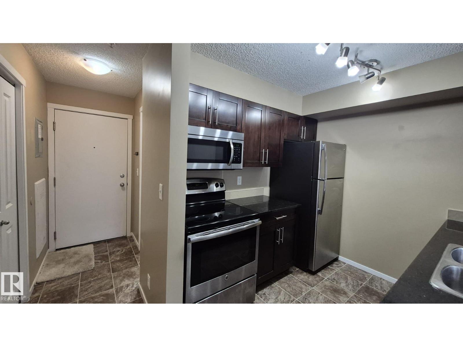 #119 111 Watt Cm Sw Property Photo 8