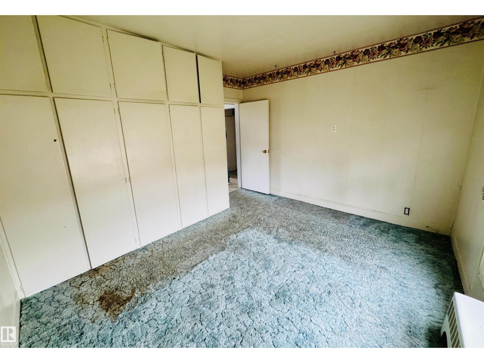 4829 51 Av Property Photo 10