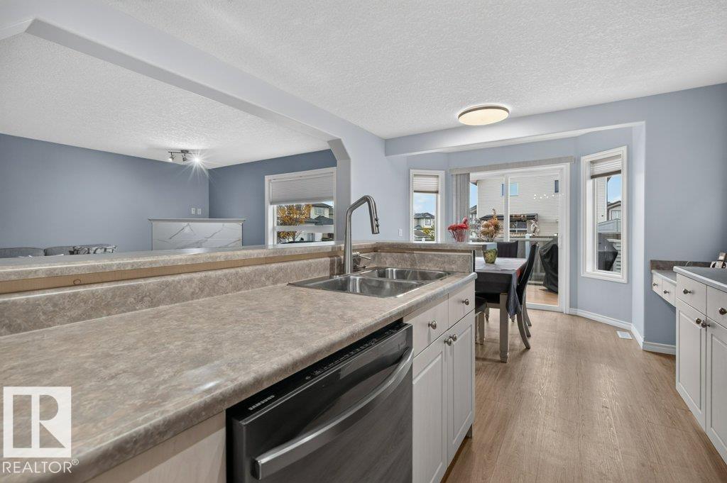 31 Douglas Cr Property Photo 12