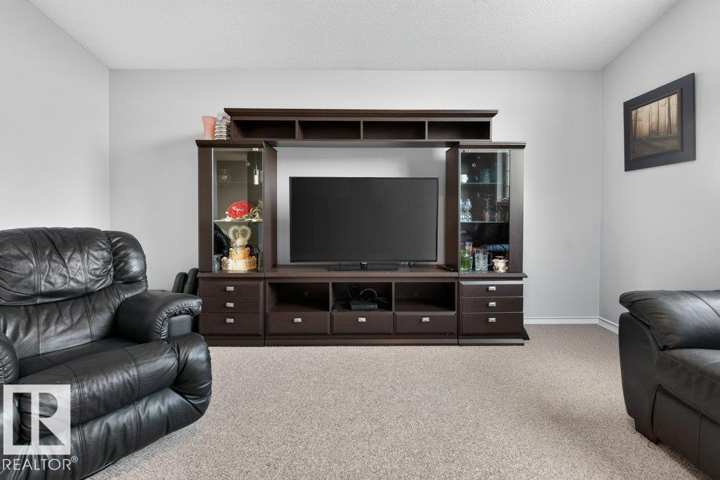 31 Douglas Cr Property Photo 20