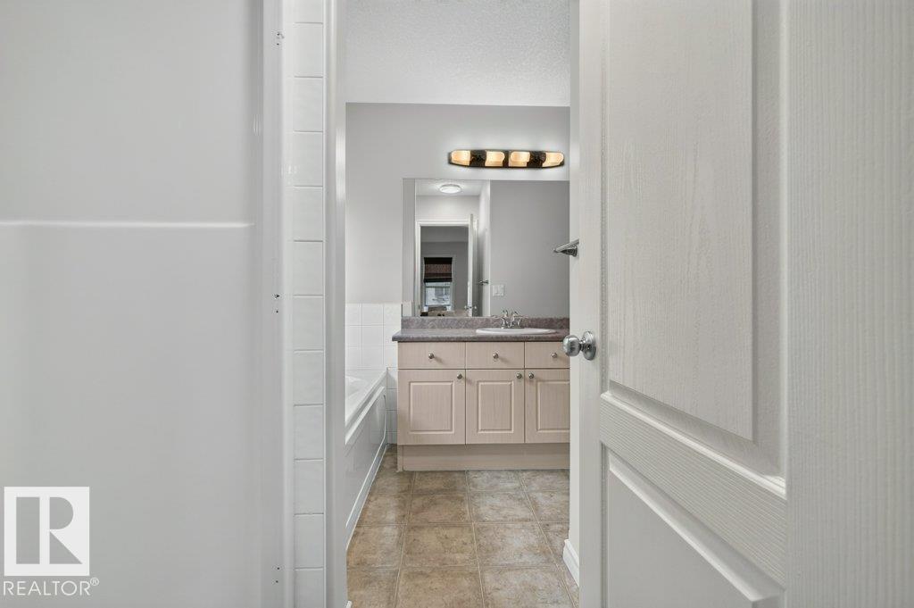 31 Douglas Cr Property Photo 30