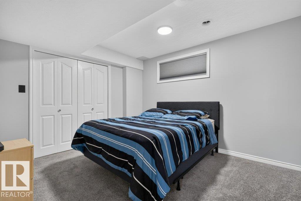 31 Douglas Cr Property Photo 38