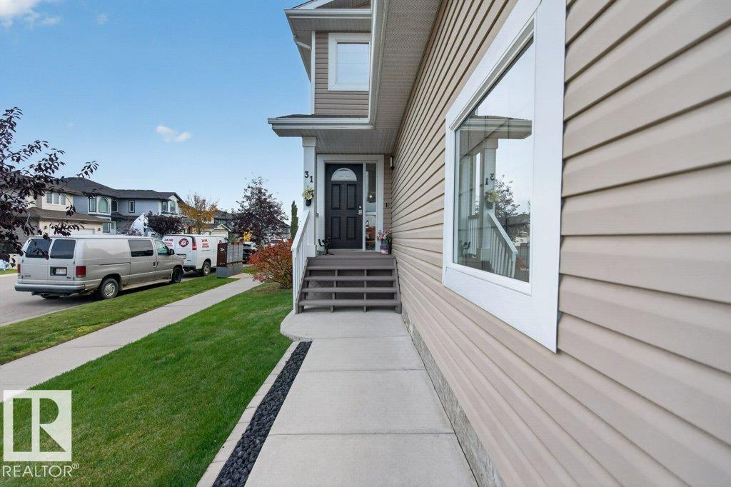 31 Douglas Cr Property Photo 43