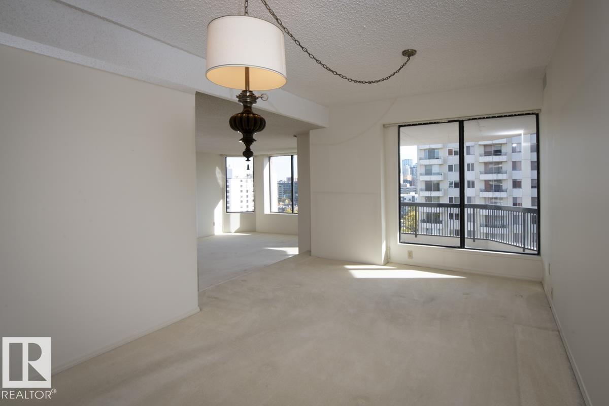 #1403 11503 100 Av Nw Property Photo 14