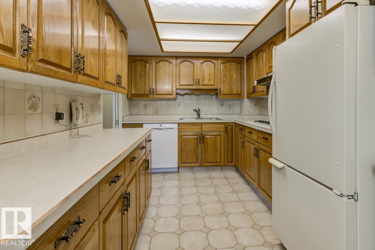 #1403 11503 100 Av Nw Property Photo 20