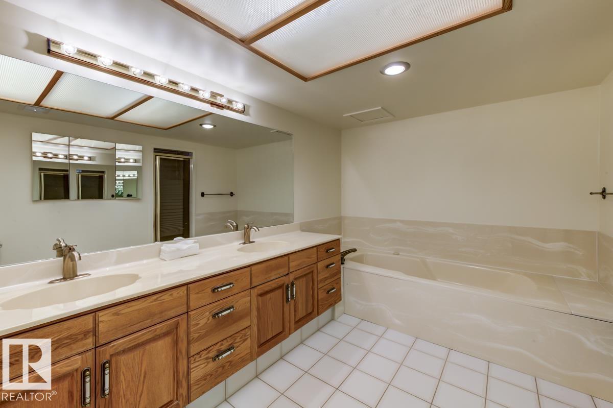 #1403 11503 100 Av Nw Property Photo 30