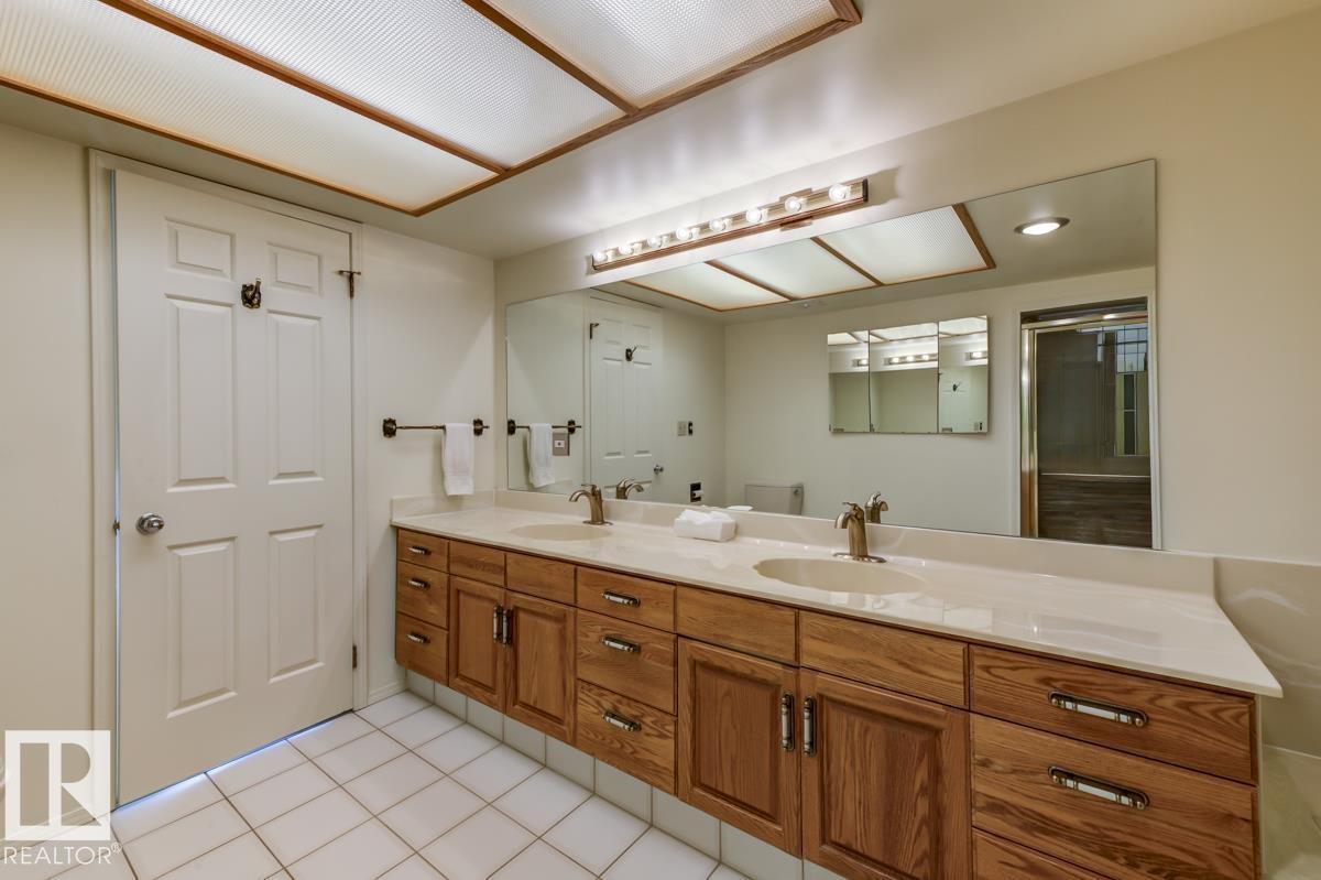 #1403 11503 100 Av Nw Property Photo 31