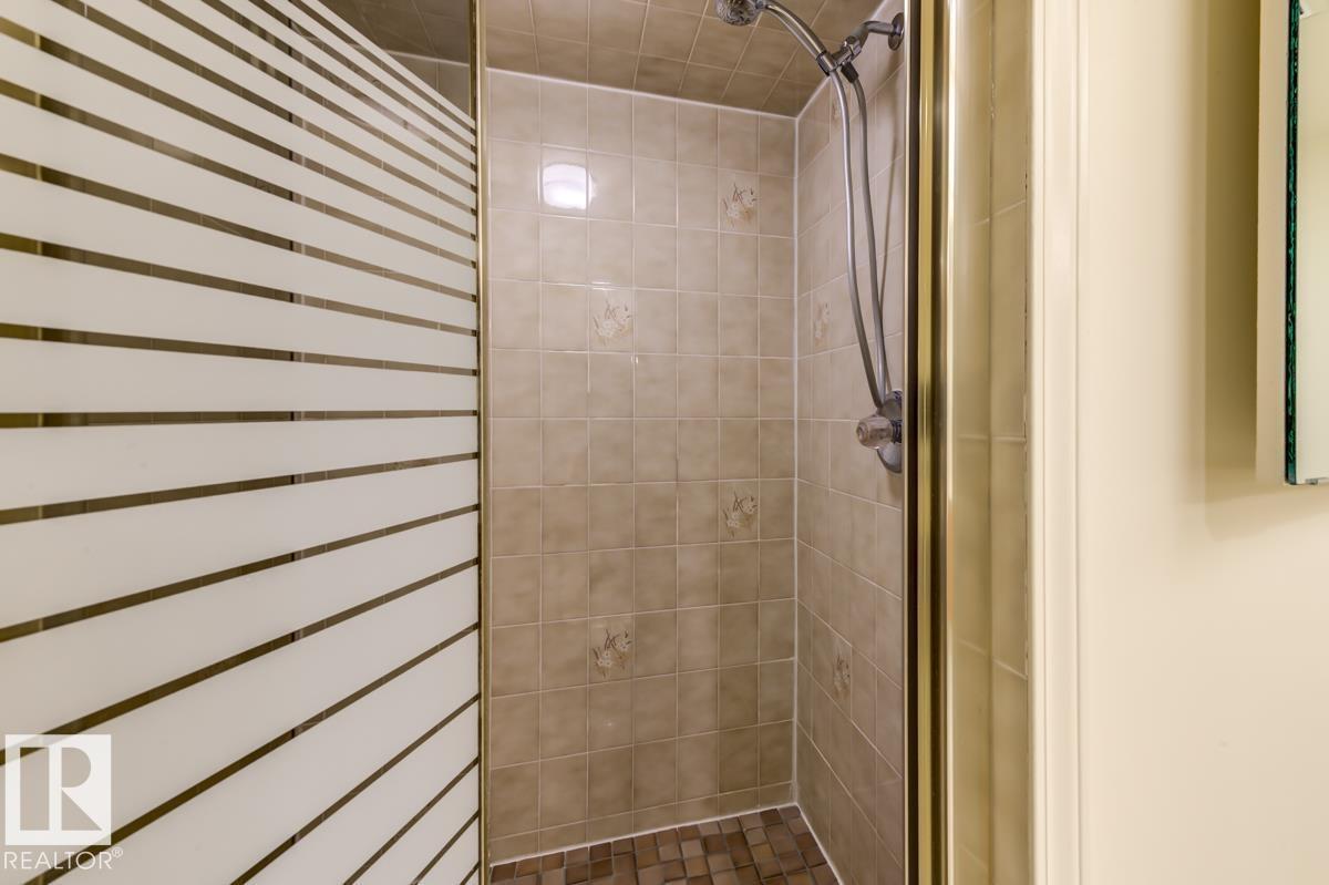 #1403 11503 100 Av Nw Property Photo 32