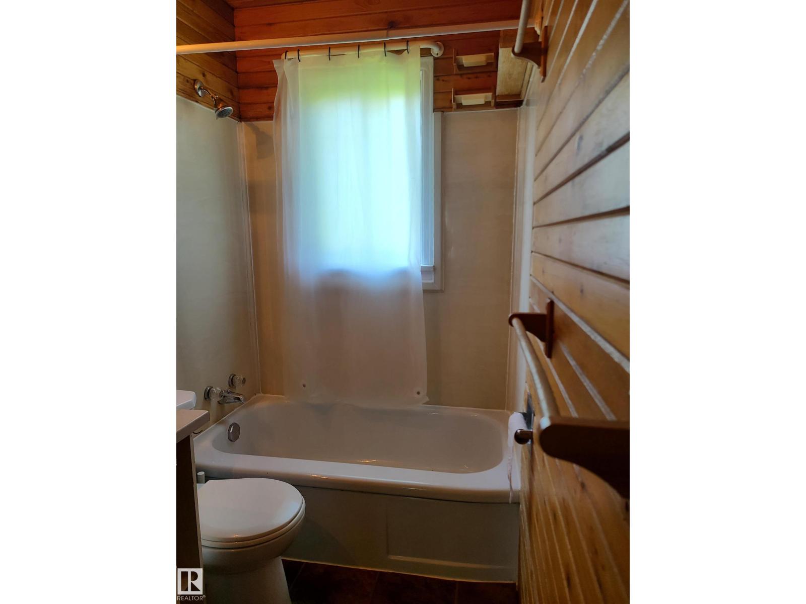 6326 109a St Nw Property Photo 8