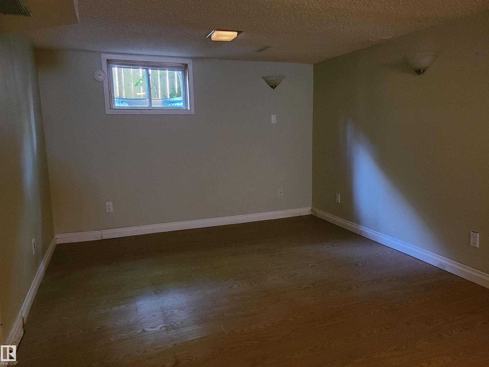6326 109a St Nw Property Photo 9