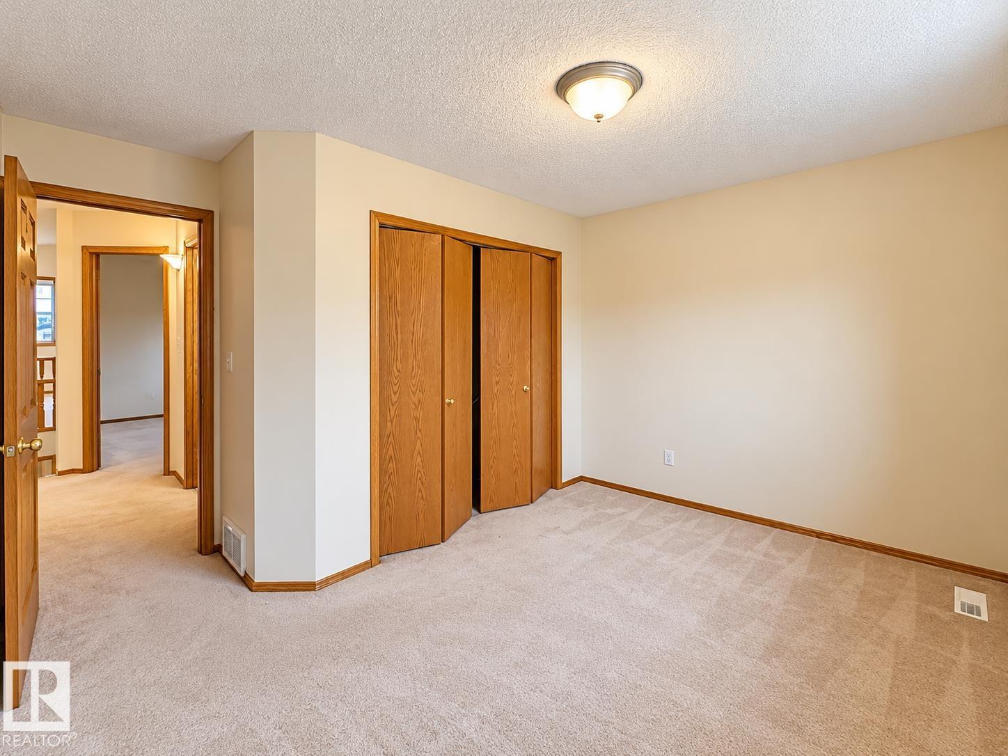 2331 37b Av Nw Property Photo 18