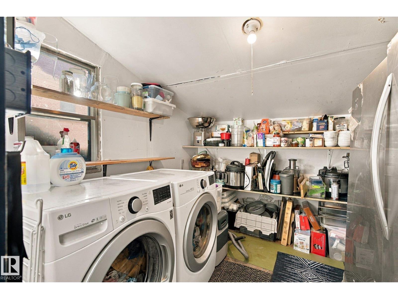 9611 73 Av Nw Property Photo 30
