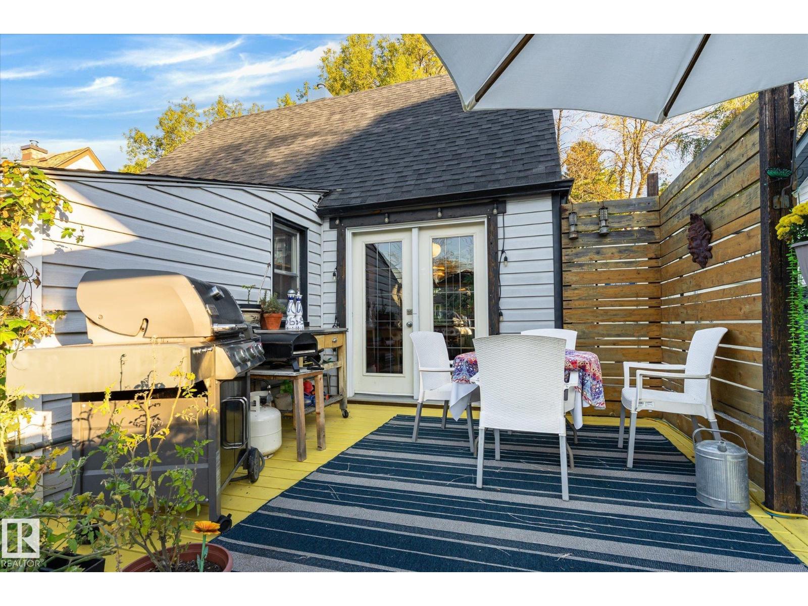 9611 73 Av Nw Property Photo 43