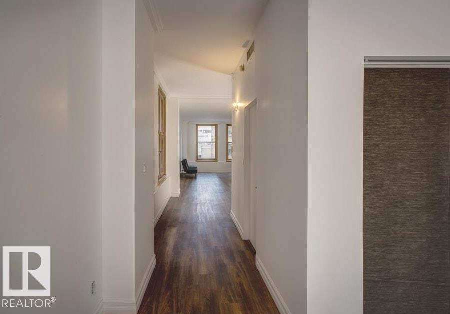 #210 10134 100 St Nw Property Photo 11