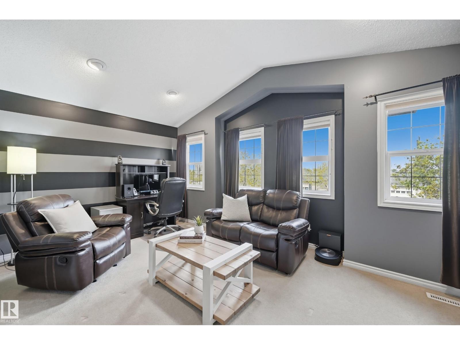 5 Valley Cl Property Photo 24