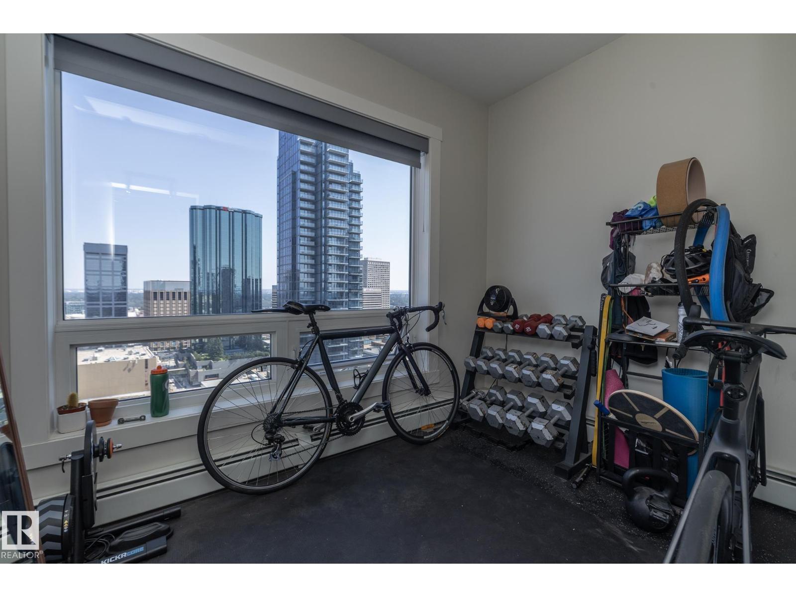 #2402 10410 102 Av Nw Property Photo 19