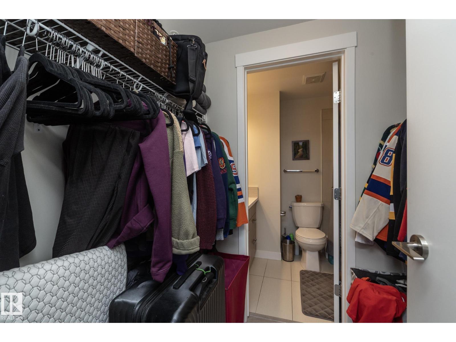 #2402 10410 102 Av Nw Property Photo 26