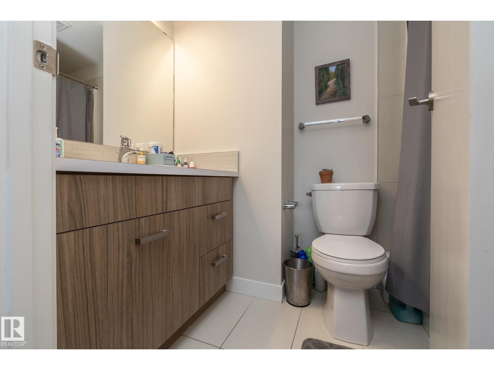 #2402 10410 102 Av Nw Property Photo 27