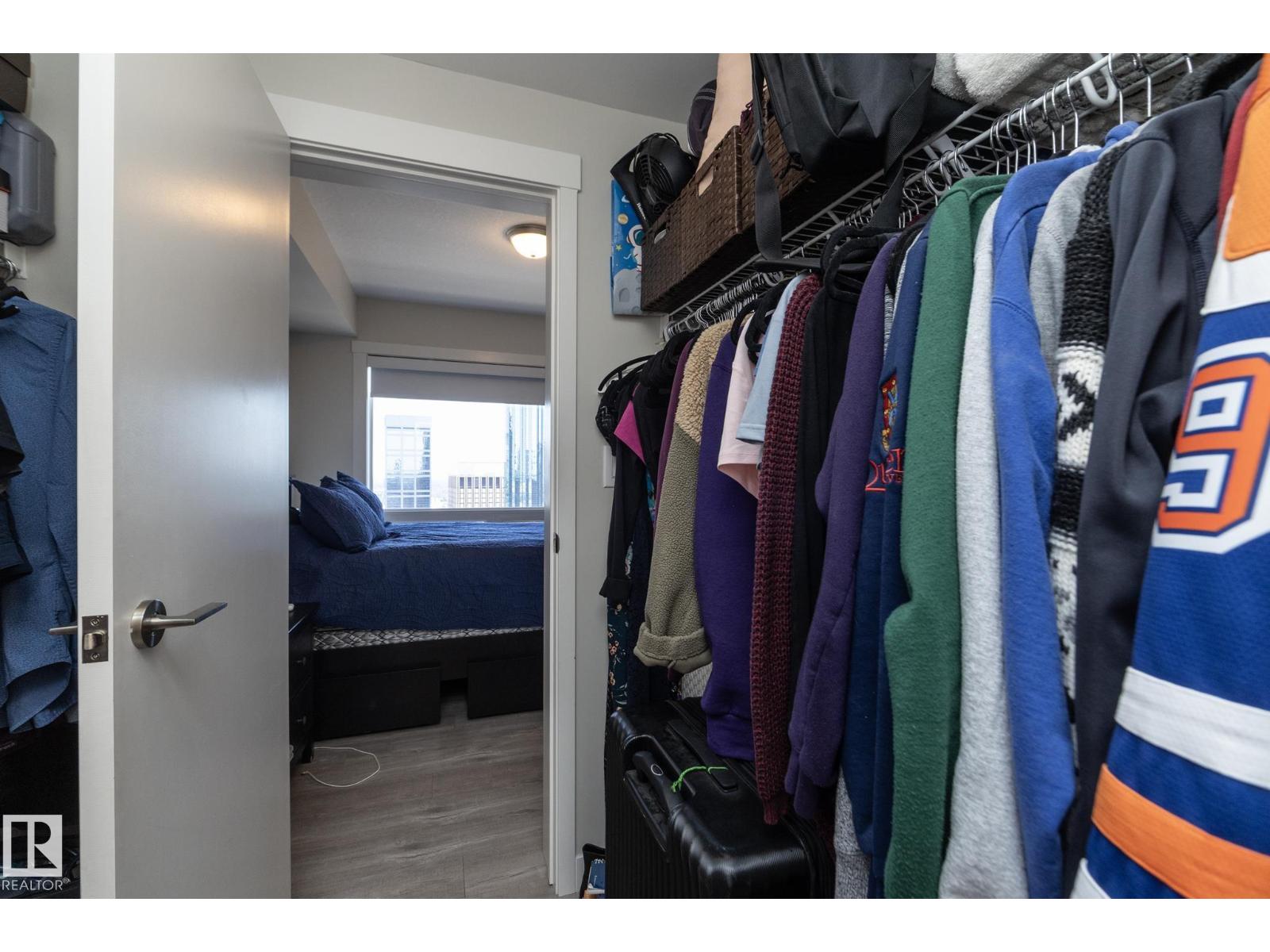 #2402 10410 102 Av Nw Property Photo 28