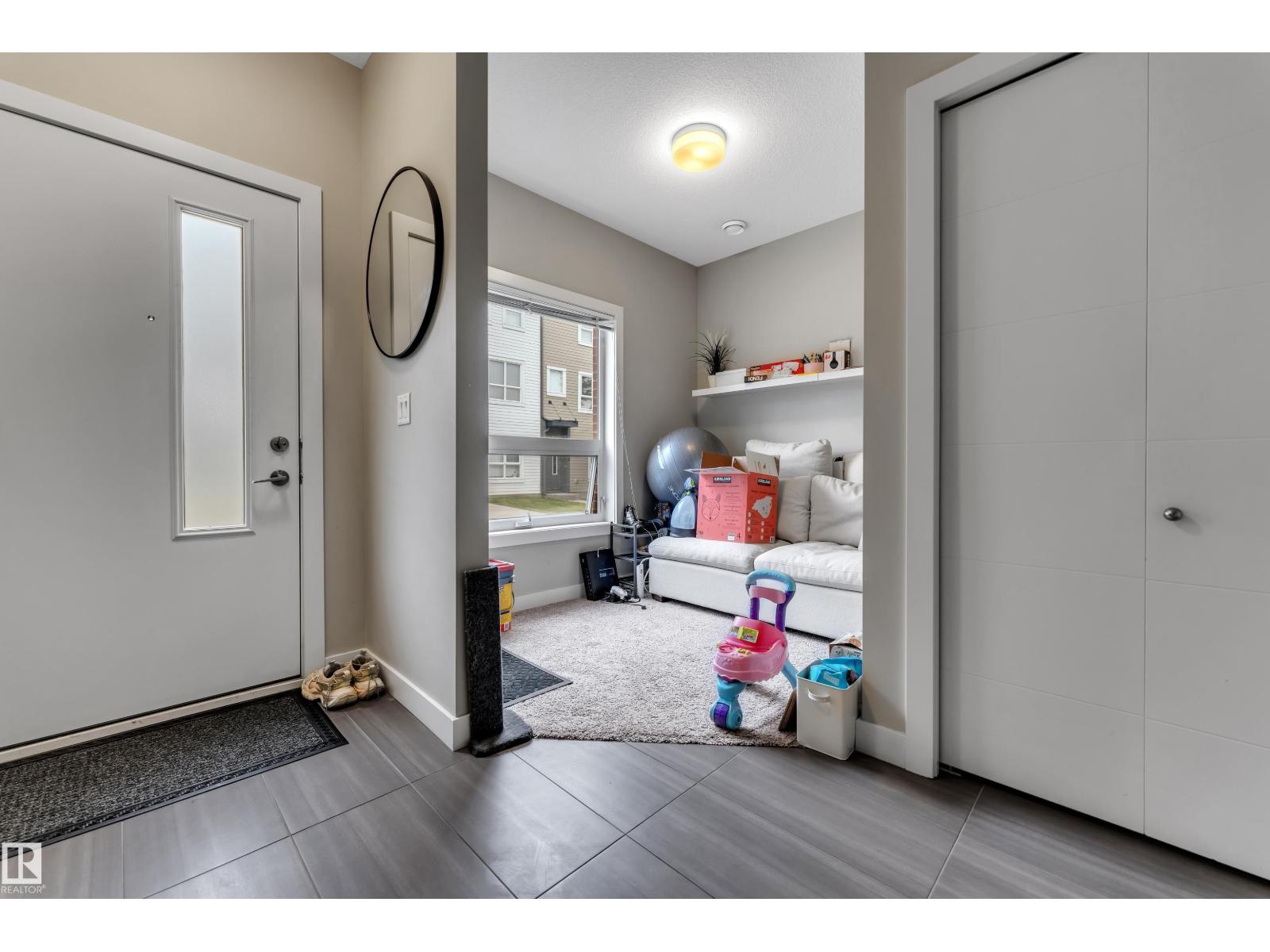 #126 2560 Pegasus Bv Nw Property Photo 4