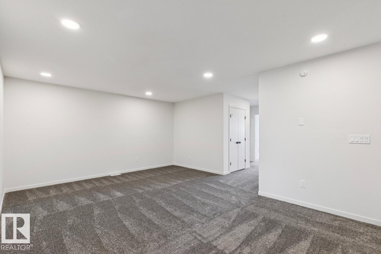 3019 5 Av Sw Property Photo 17