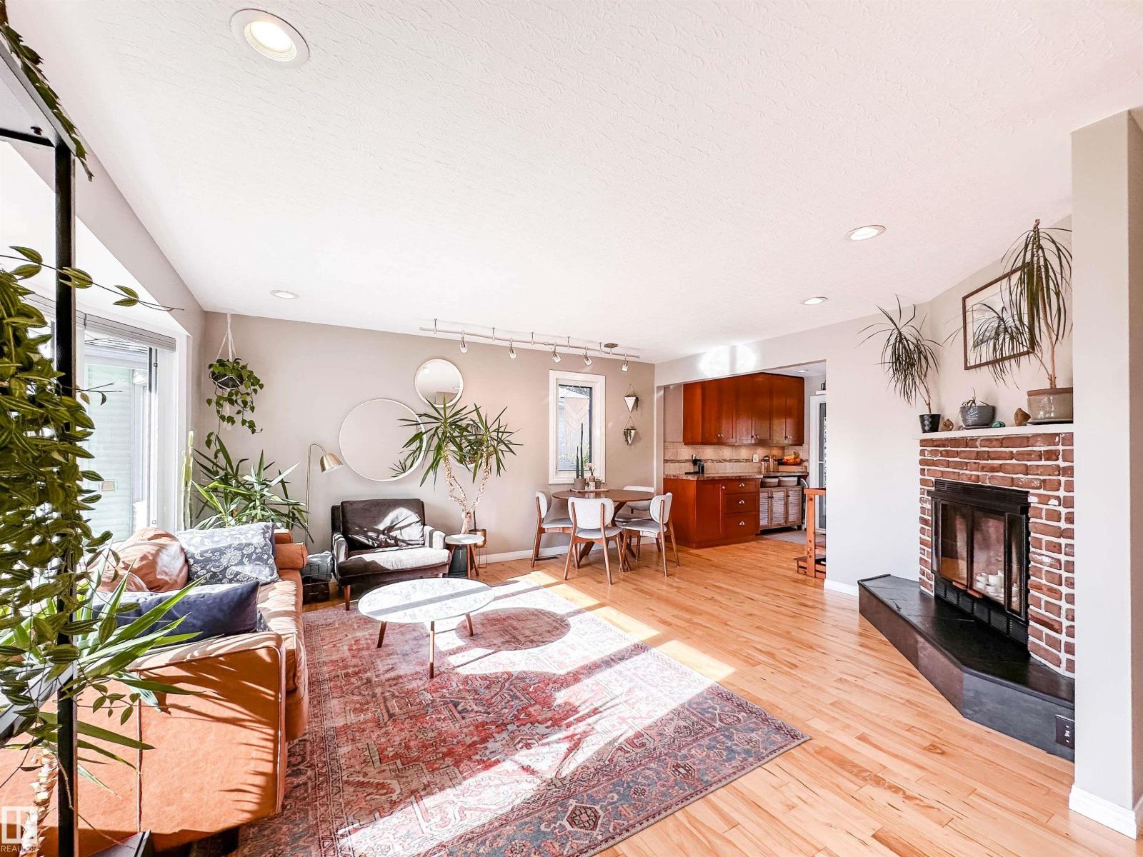 15256 86 Av Nw Property Photo 7