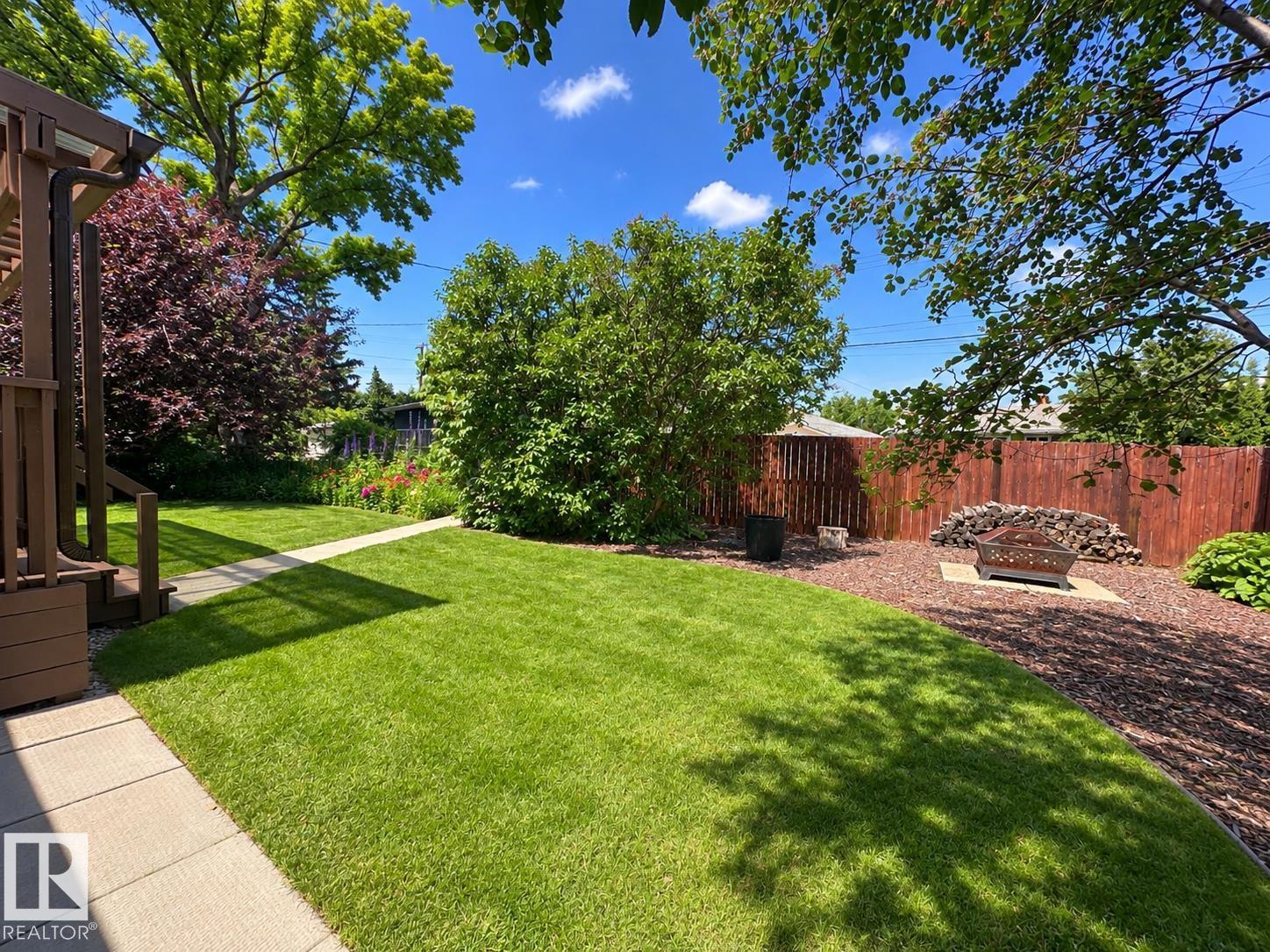 15256 86 Av Nw Property Photo 52