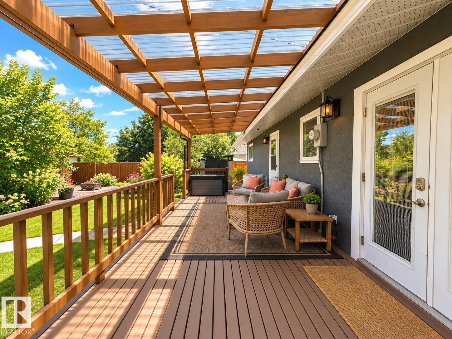 15256 86 Av Nw Property Photo 54