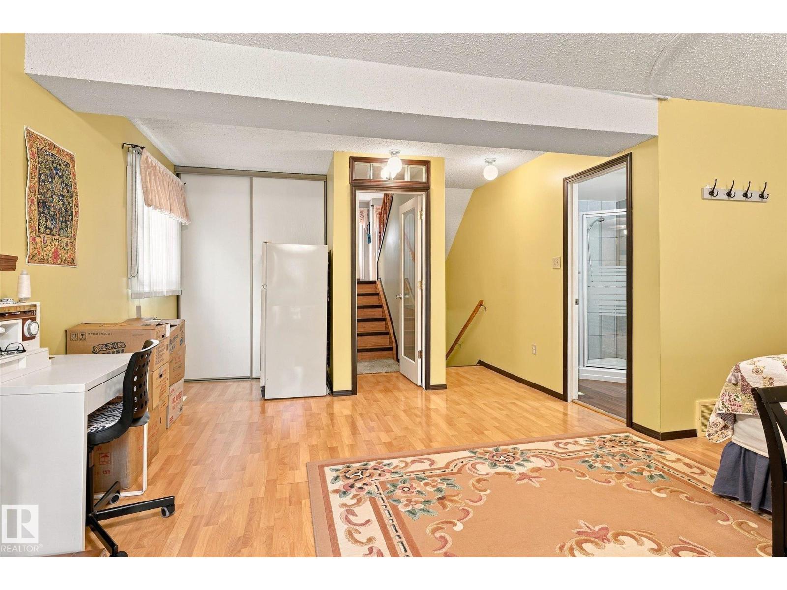 10242 161 St Nw Property Photo 31