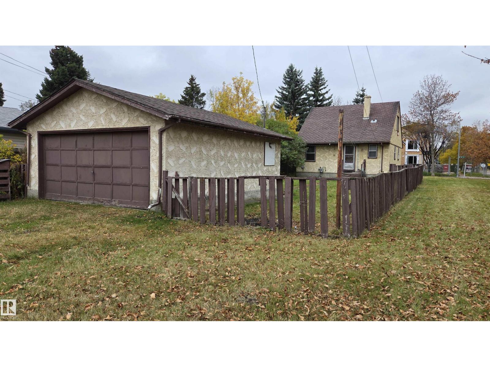 12147 126 St Nw Property Photo 5