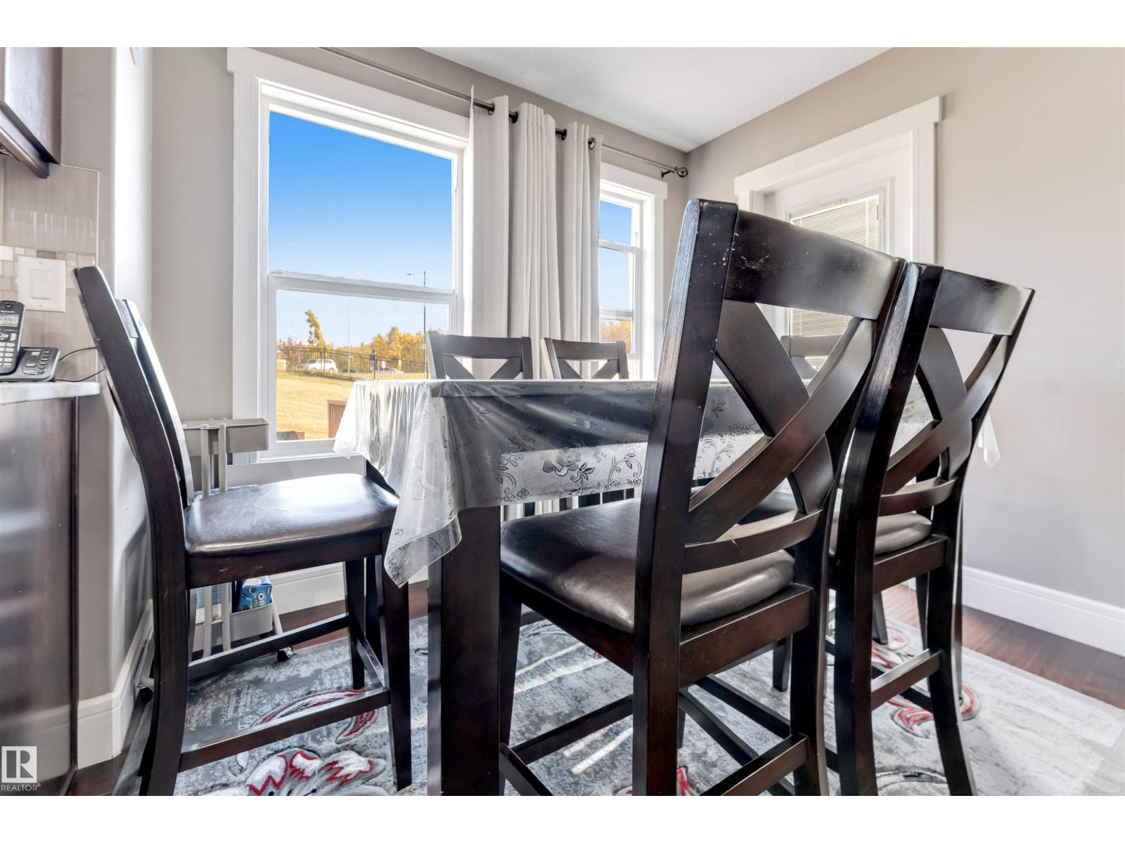707 40 Av Nw Property Photo 25