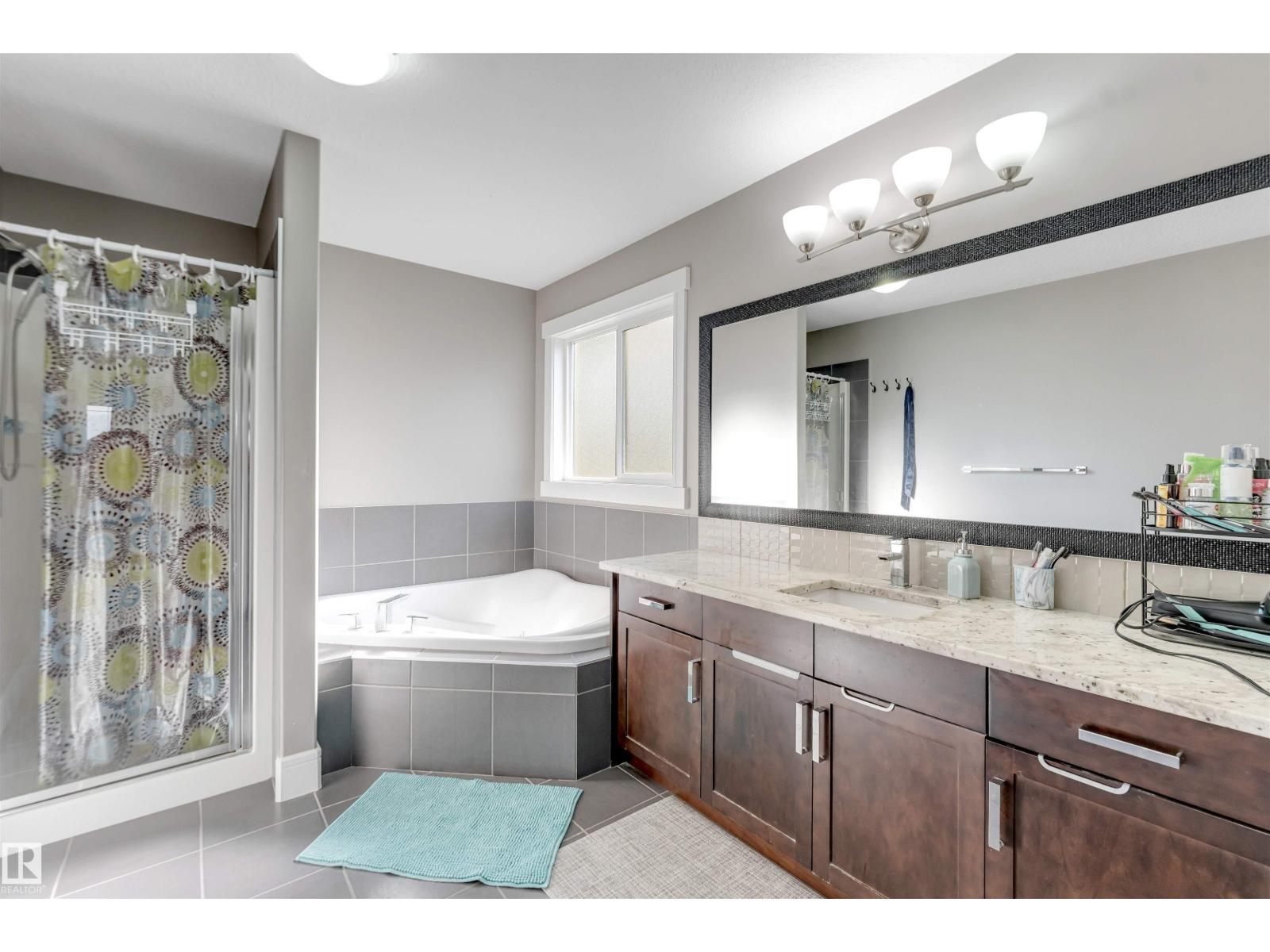 707 40 Av Nw Property Photo 41