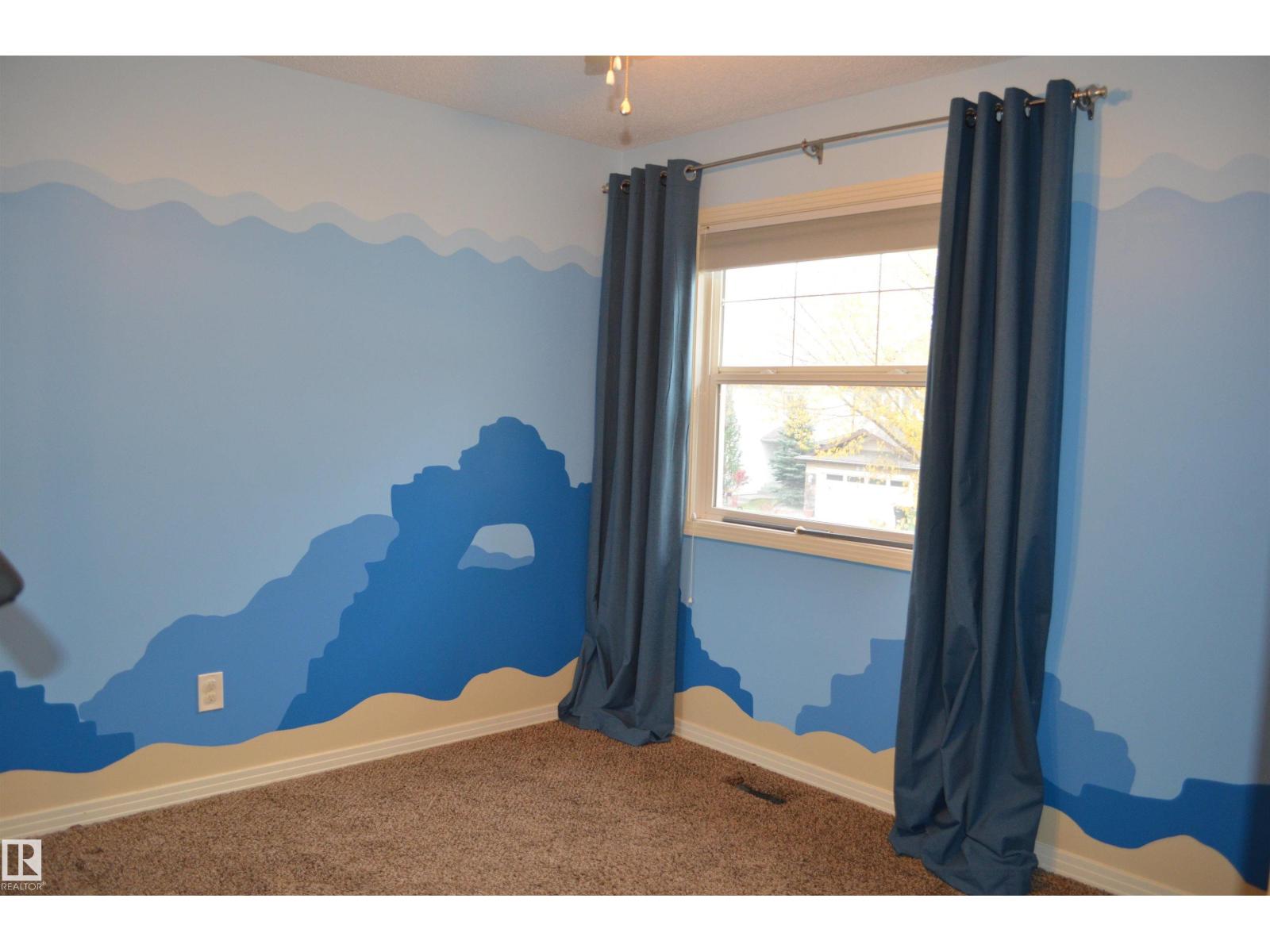 20032 46 Av Nw Property Photo 29