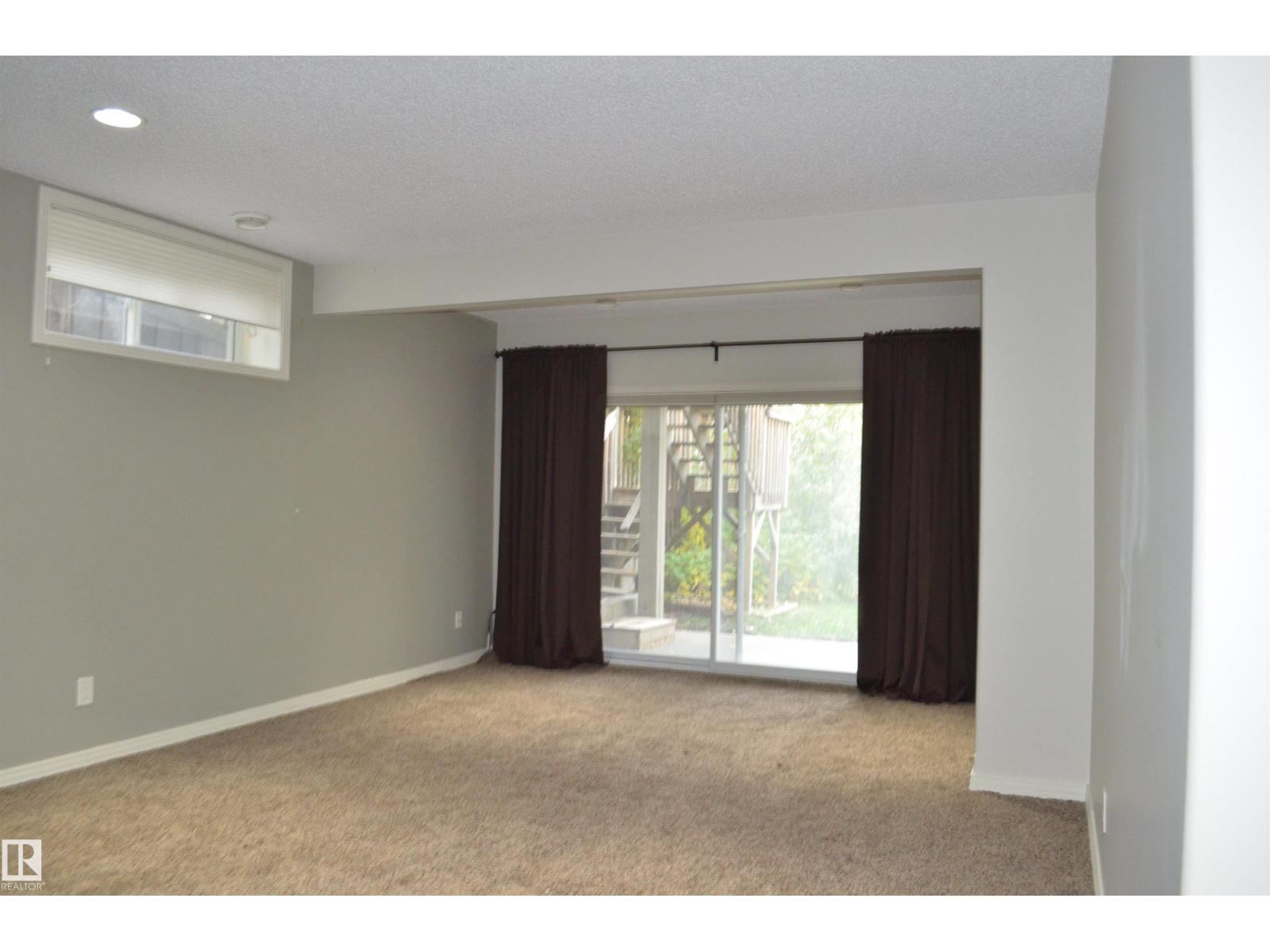 20032 46 Av Nw Property Photo 31