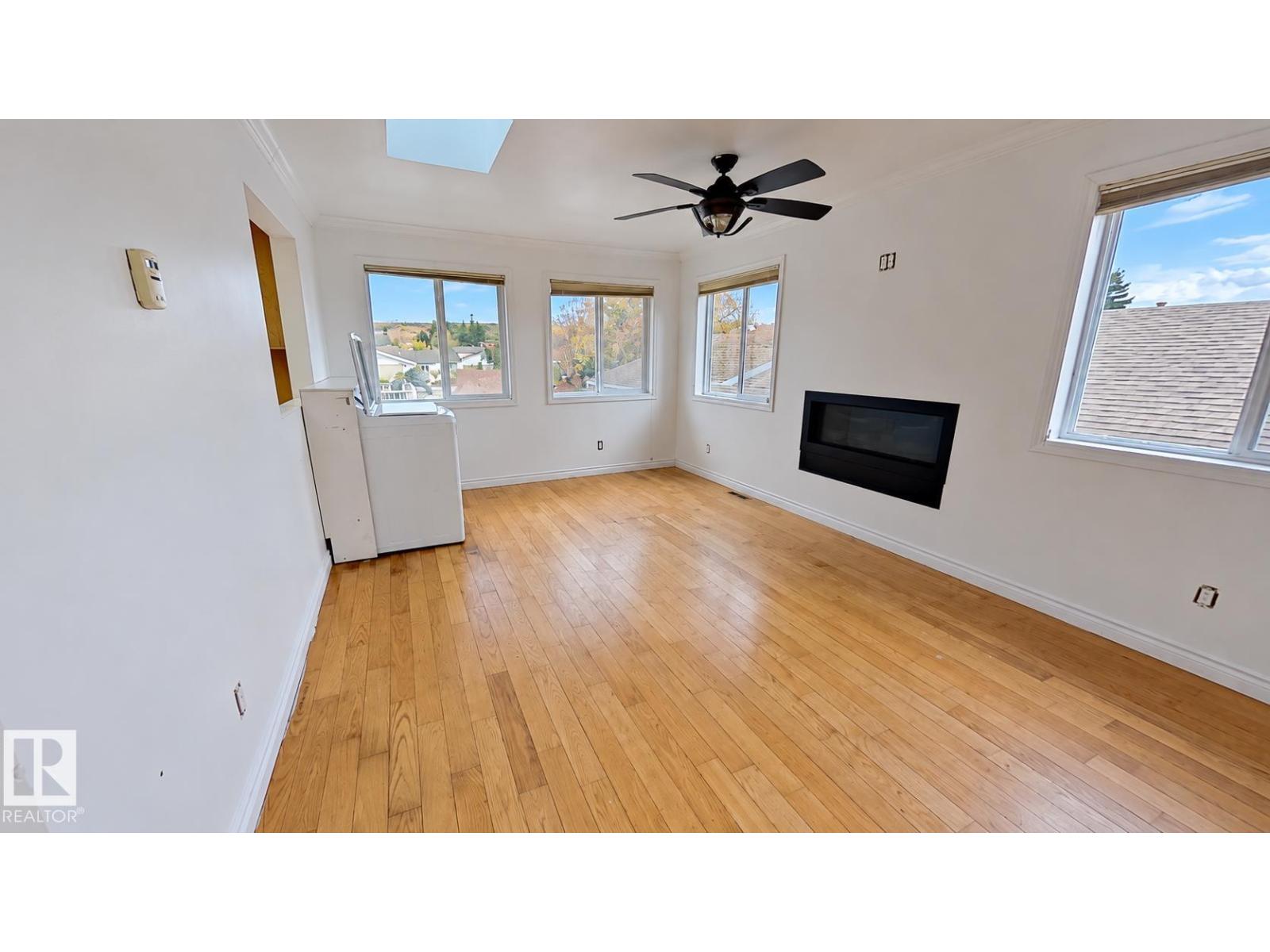 5 Ells Cr Property Photo 3