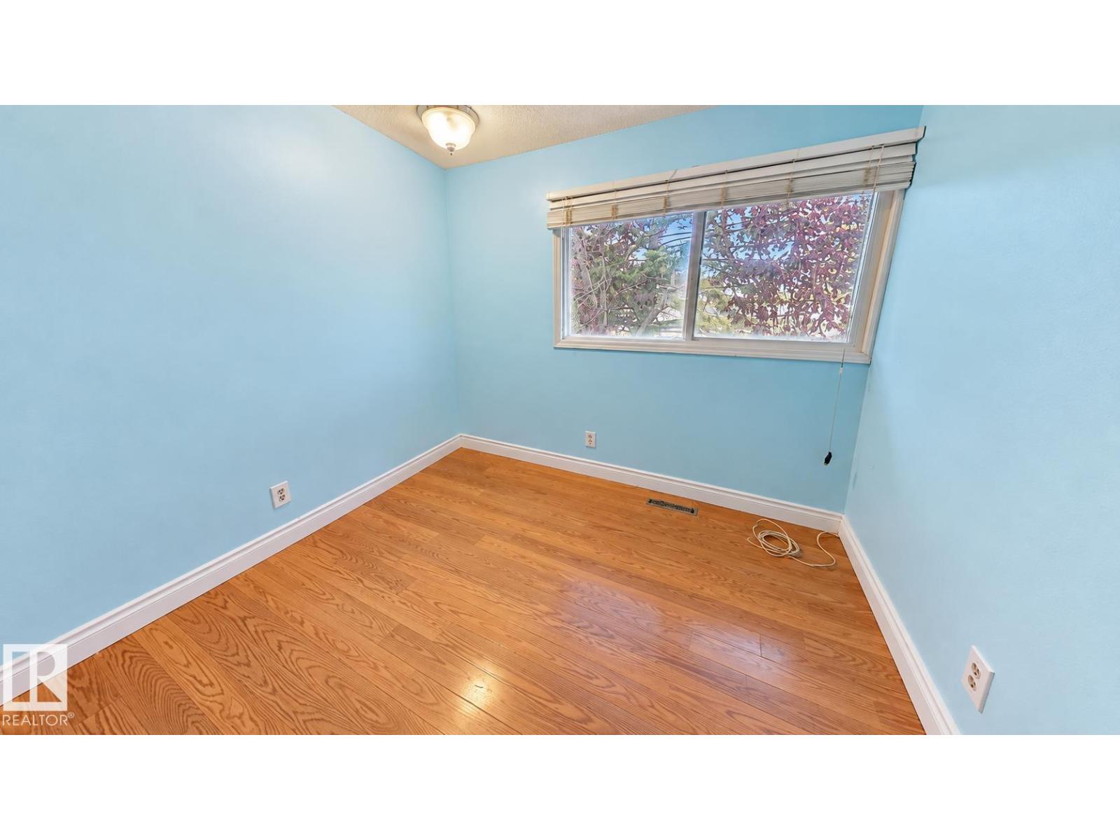 5 Ells Cr Property Photo 10