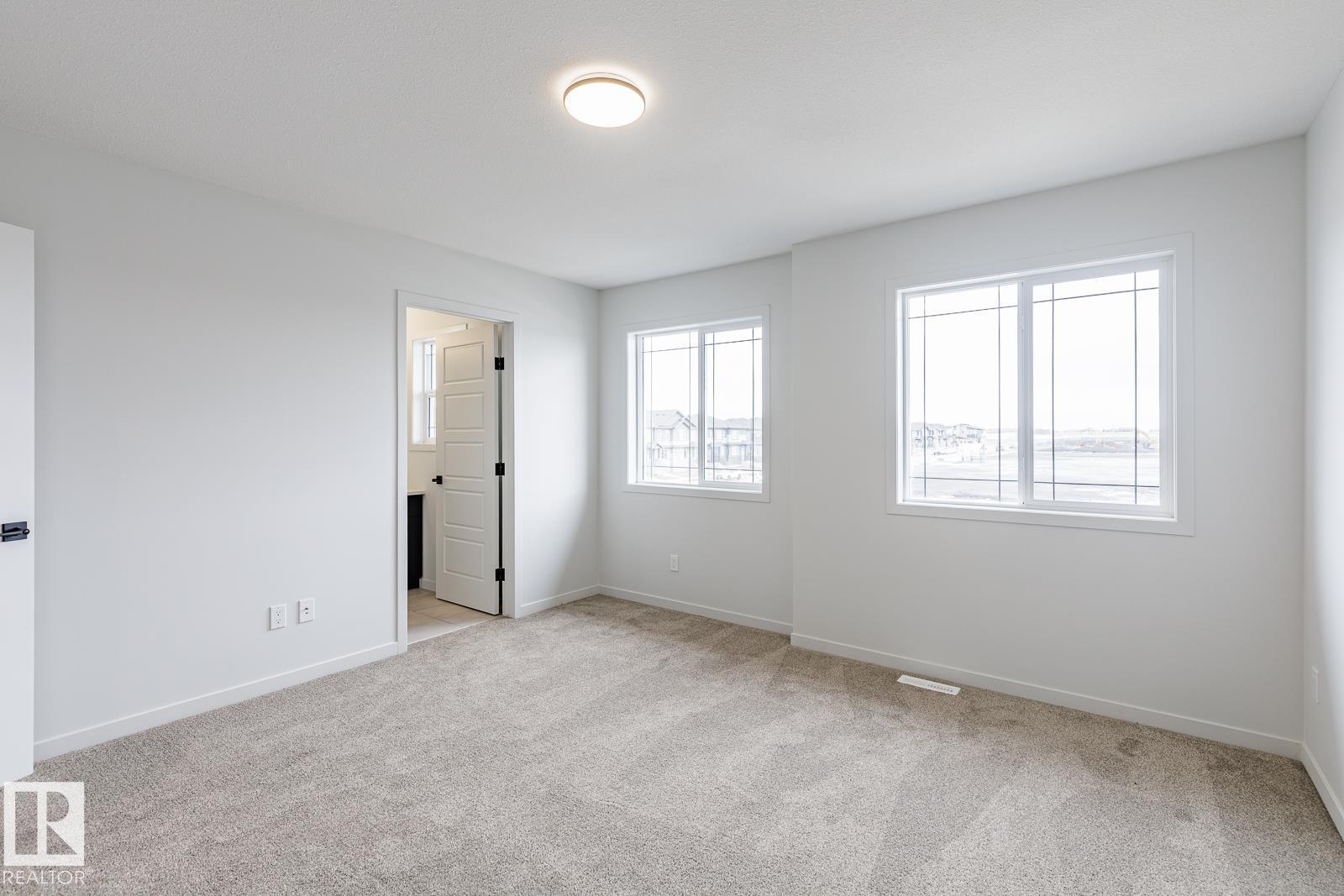 3601 40 Av Property Photo 16