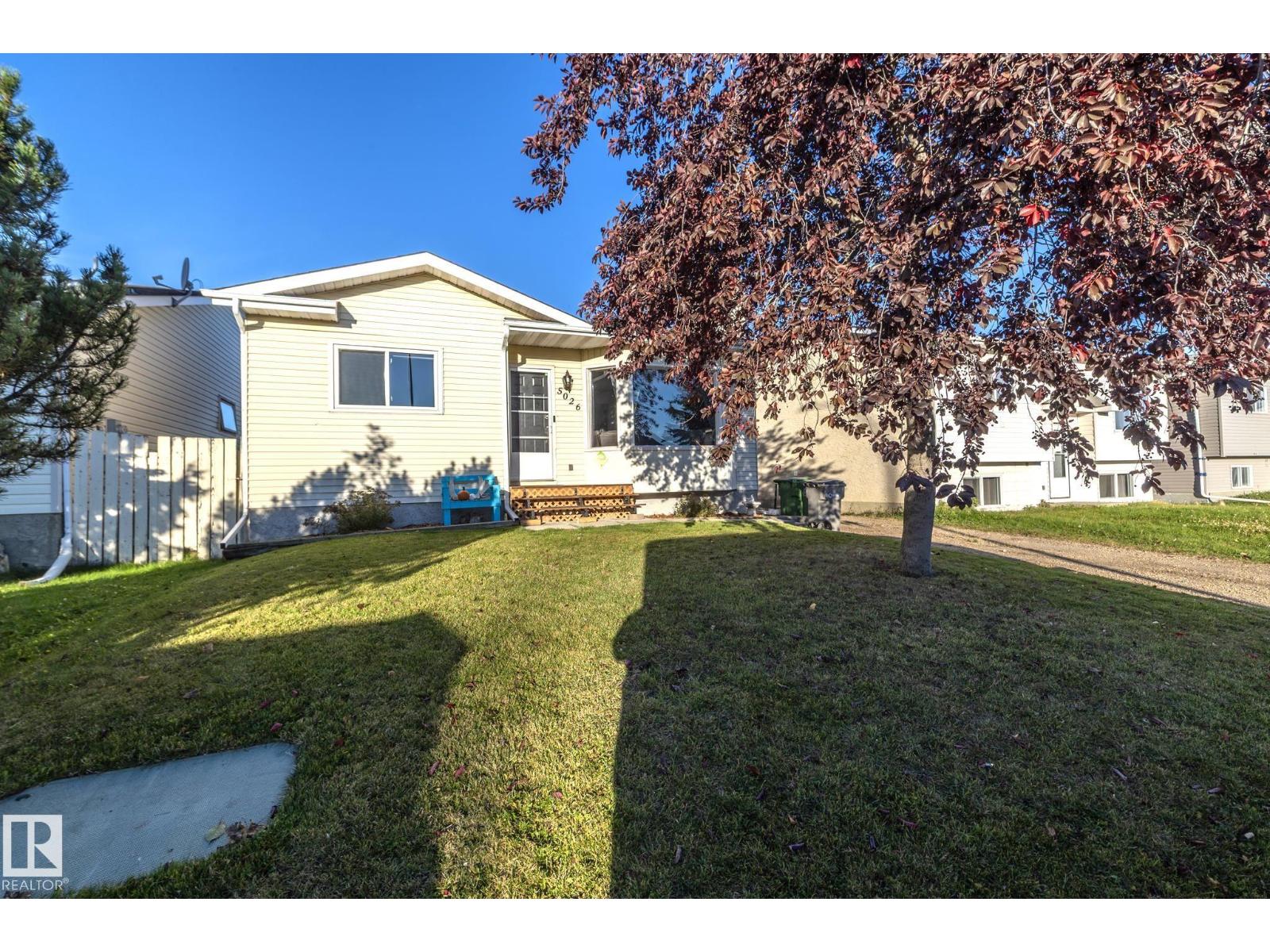 5026 52 St Property Photo 26