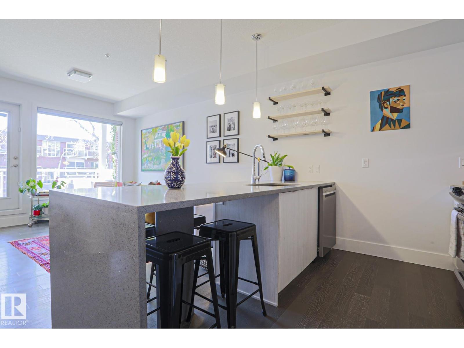 10030 83 Av Nw Property Photo 3