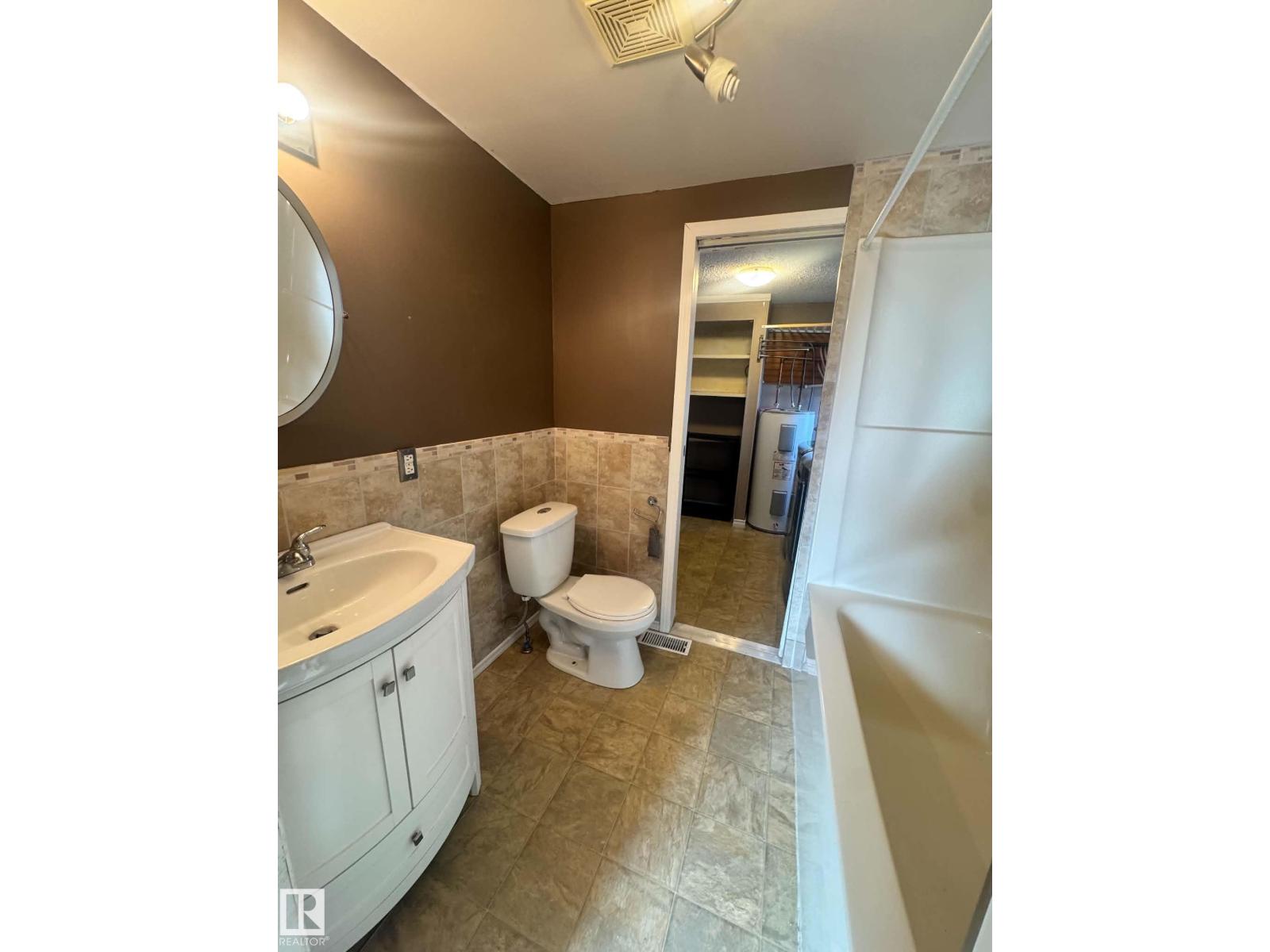 2415 West Oak Wy Nw Property Photo 17