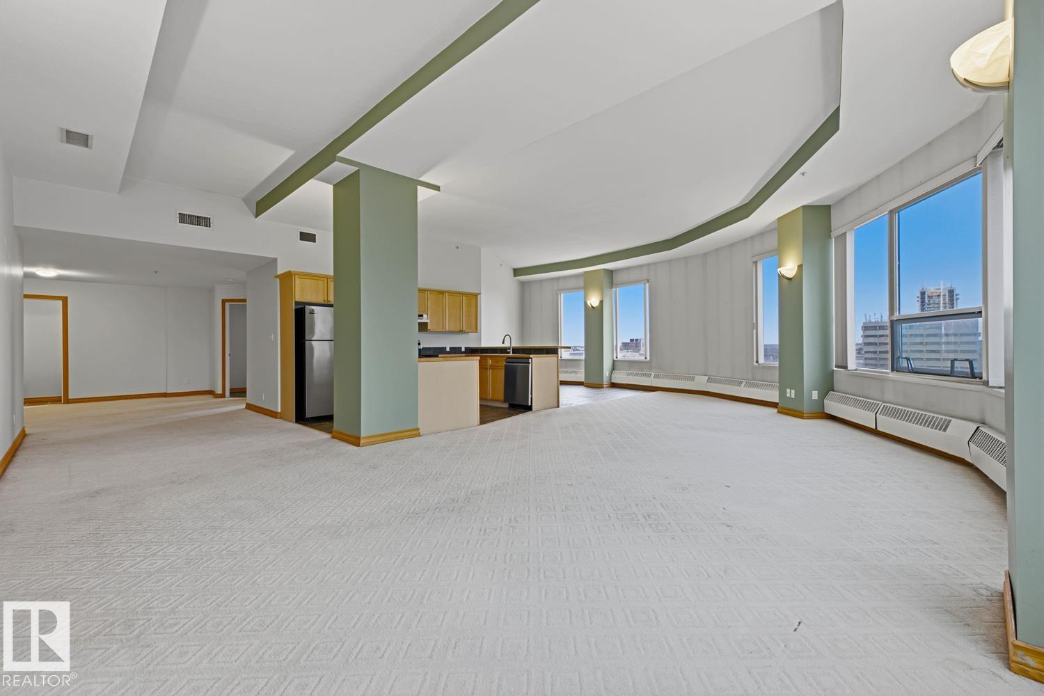 #701 10106 105 St Nw Property Photo 6