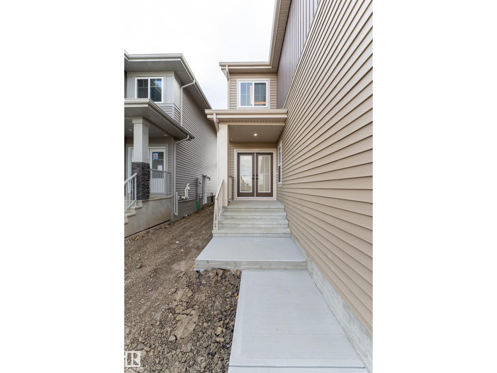 3805 38 Ave Property Photo 5