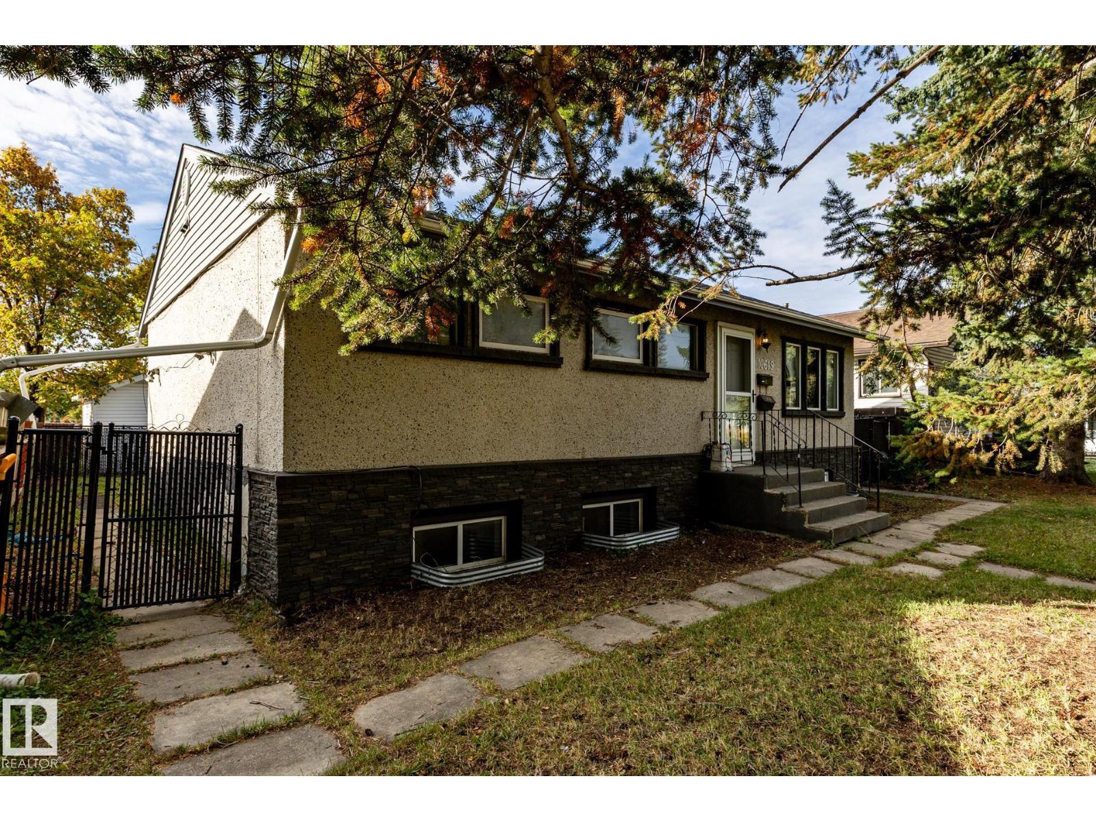 10619 129 Av Nw Property Photo 2
