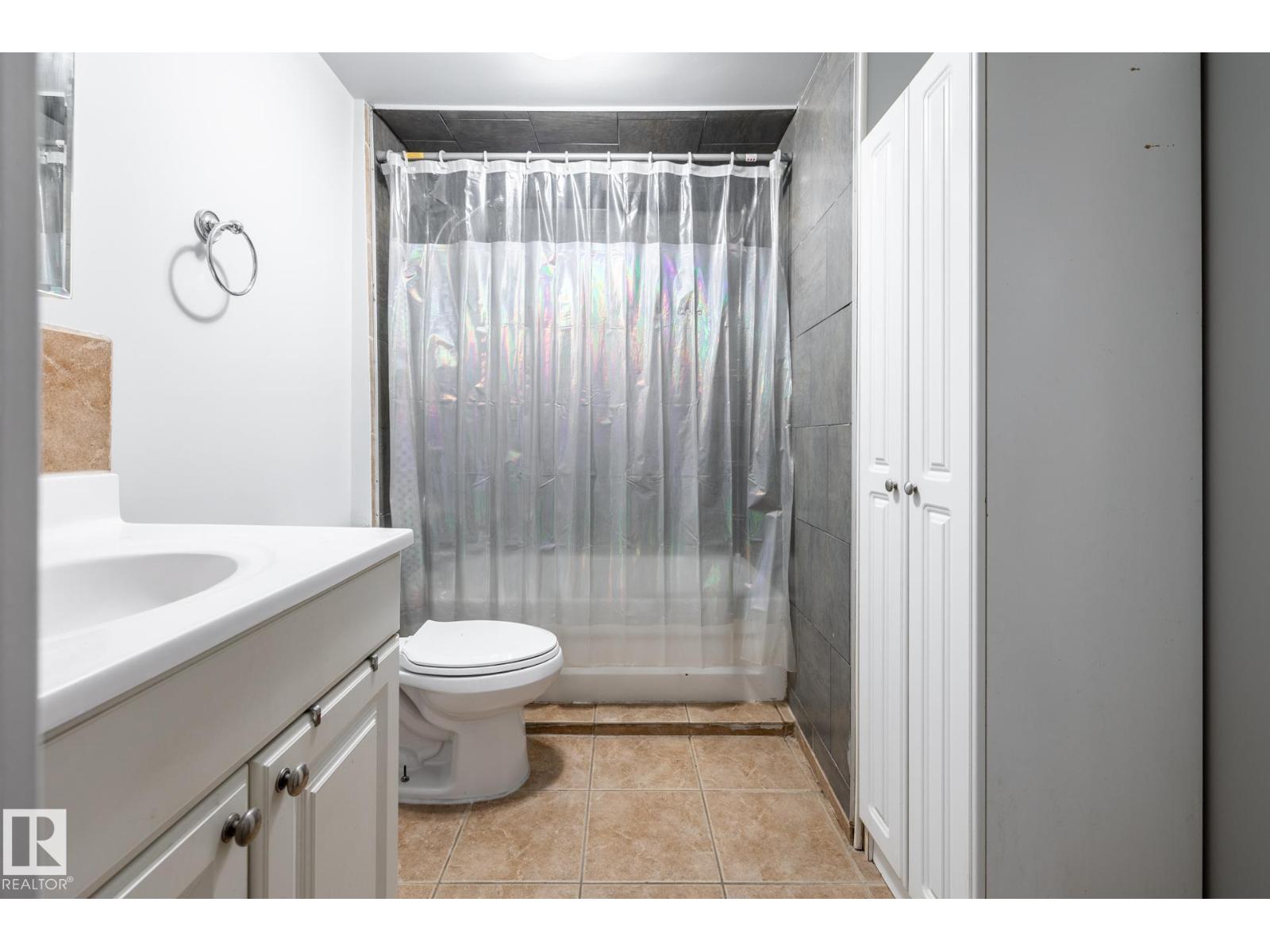 10619 129 Av Nw Property Photo 9