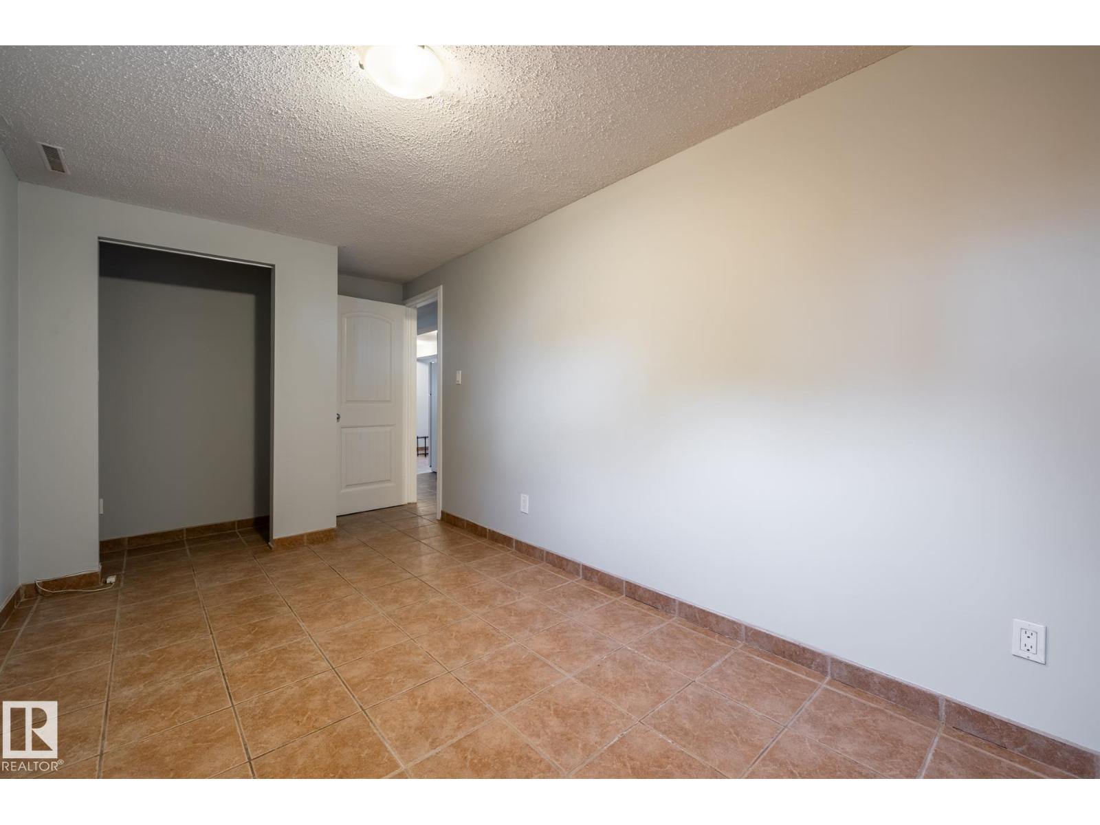 10619 129 Av Nw Property Photo 22