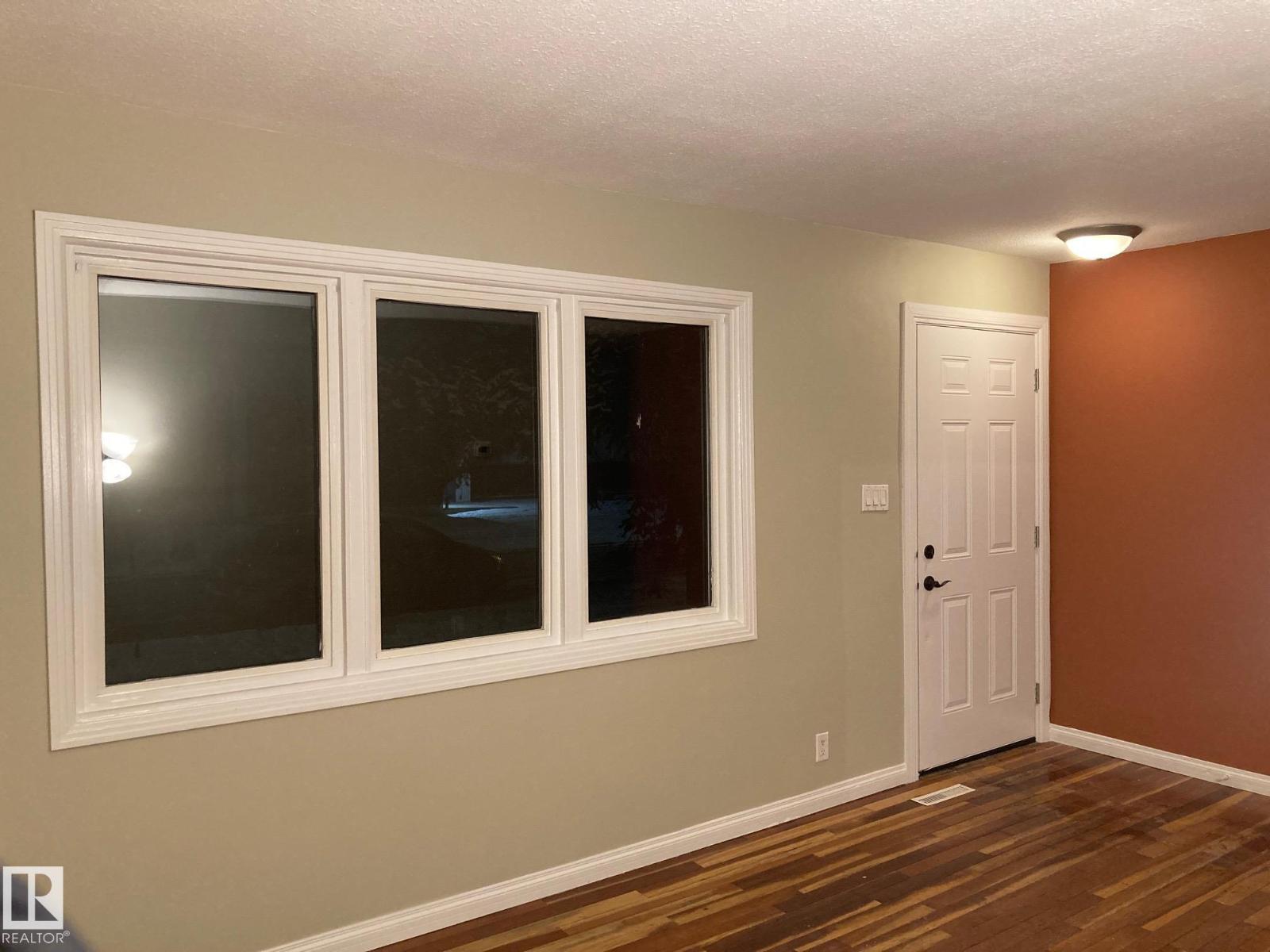 10619 129 Av Nw Property Photo 43