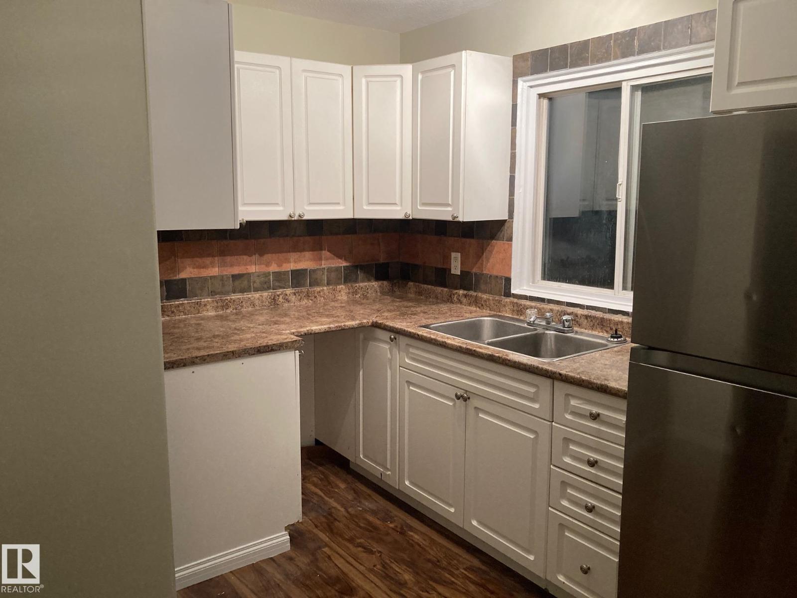 10619 129 Av Nw Property Photo 44