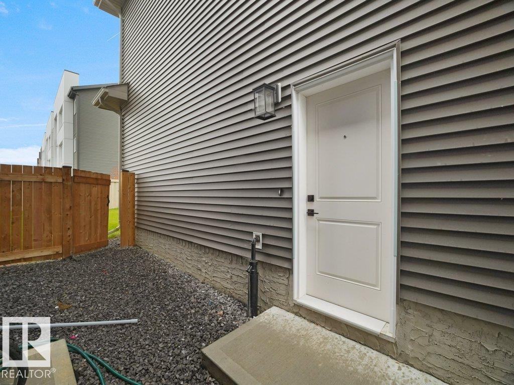 92 Edgefield Wy Property Photo 11