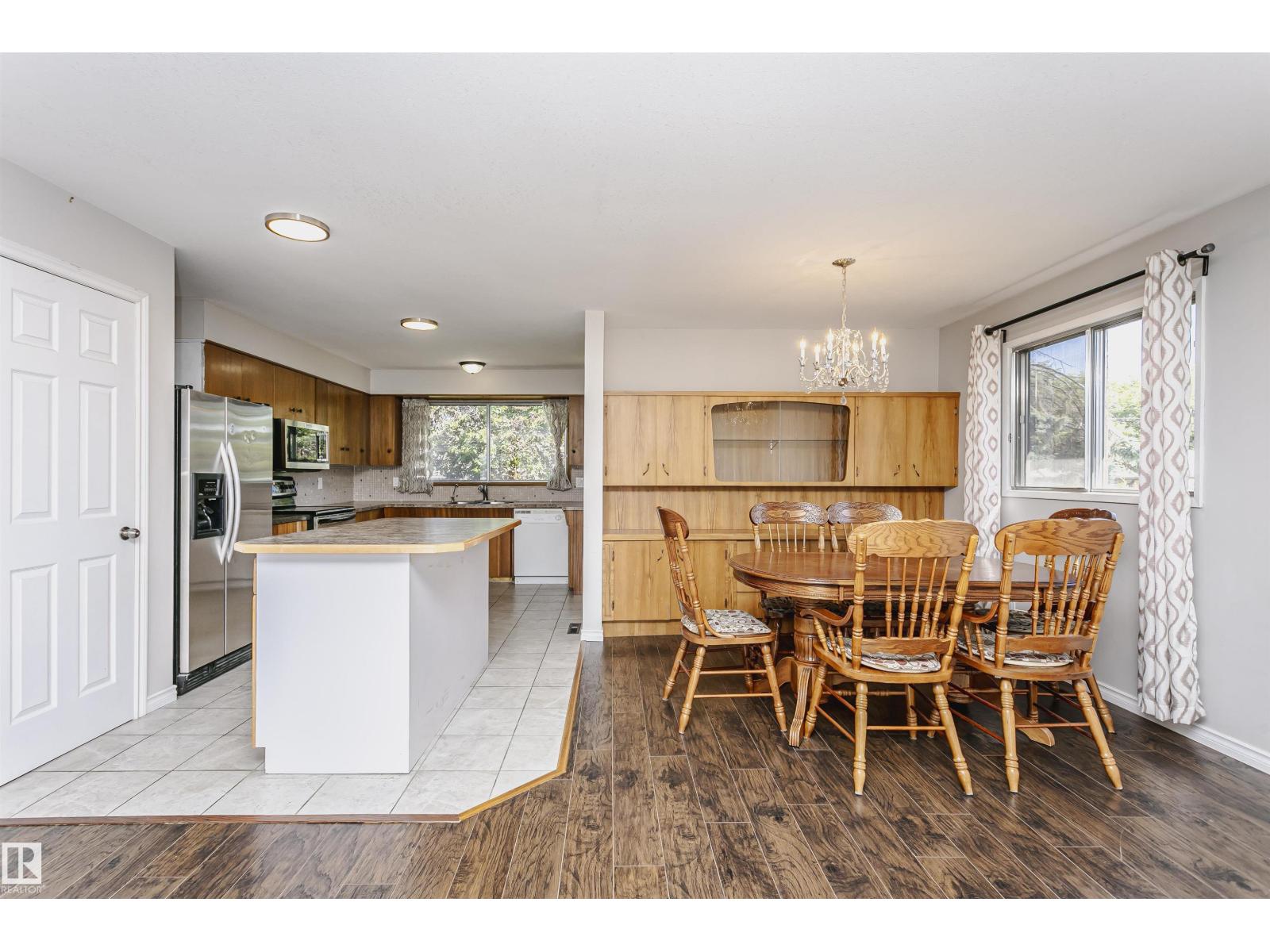 11440 44a Av Nw Property Photo 9